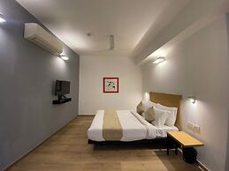 Hotel Crown Omaxe The Forest Spa view