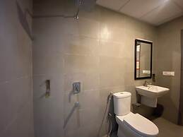 Hotel Crown Omaxe The Forest Spa view