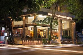 May De Ville Corner Hotel