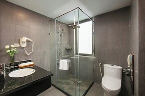 May De Ville Corner Hotel