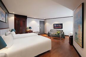 May De Ville Corner Hotel