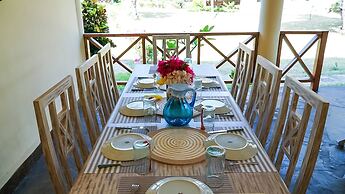 Relaxing Beach Front Villa