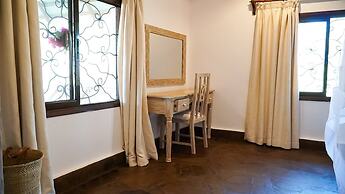 Relaxing Beach Front Villa