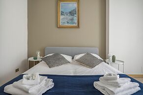 Synagogue Suite-Hosted by Sweetstay