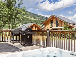 Modern Chalet With Whirlpool