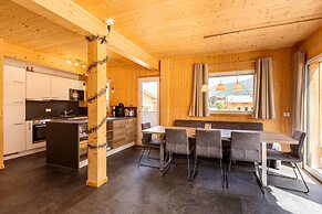 Modern Chalet With Whirlpool