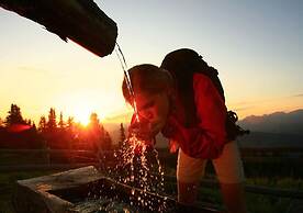 Modern Chalet With Whirlpool