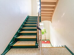 Apartment In Petersberg With Garden