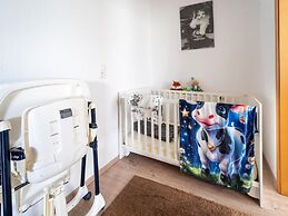 Apartment In Petersberg With Garden