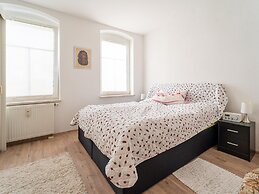 Apartment In Petersberg With Garden