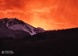 Spacious Holiday Home With Garden