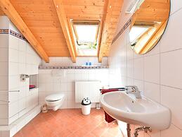 Spacious Holiday Home With Garden