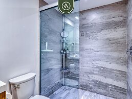 Harbor 171 Unit 1009