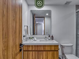 Harbor 171 Unit 1009