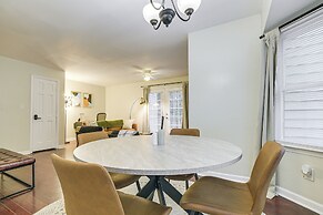 Pet-friendly Townhome in Raleigh w/ Deck!