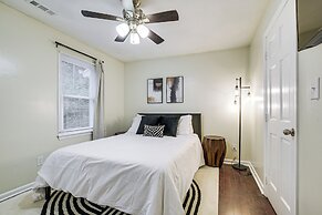 Pet-friendly Townhome in Raleigh w/ Deck!