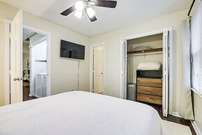 Pet-friendly Townhome in Raleigh w/ Deck!