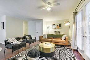 Pet-friendly Townhome in Raleigh w/ Deck!