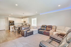 8 Mi to Loveland Aquarium: Mtn Home in Herriman!