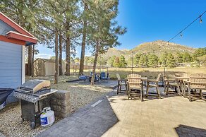 4 Mi to Downtown Flagstaff: Getaway w/ Views