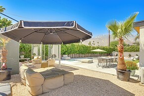 ~ 4 Mi to Dtwn: Dog-friendly Palm Springs Oasis!