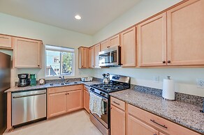 2 Mi to Dtwn Flagstaff: Home w/ Balcony!