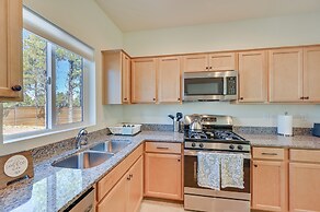 2 Mi to Dtwn Flagstaff: Home w/ Balcony!