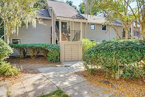 < 1 Mi to Seabrook Island Beach: Sunny Retreat!