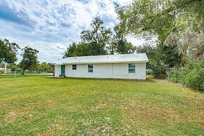 1 Mi to Paddock Mall & Downtown: Ocala Abode!