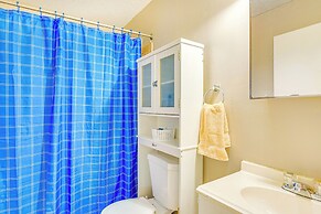 1 Mi to Paddock Mall & Downtown: Ocala Abode!