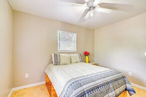 1 Mi to Paddock Mall & Downtown: Ocala Abode!