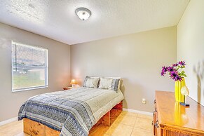 1 Mi to Paddock Mall & Downtown: Ocala Abode!