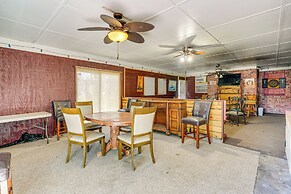 Spacious Plant City Home 1 Mi to Dtwn