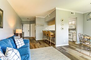 Lake Conroe Condo w/ Pool Access + Balcony!