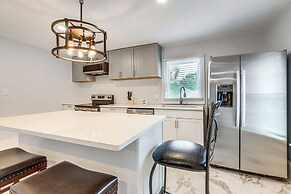 Walk to Mercer University: Home w/ Yard in Macon!