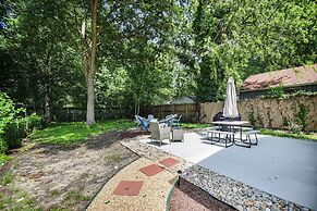 1 Mi to Beach: Home w/ Patio & Grill in Hampton!