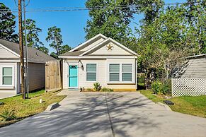Pet-friendly Home 2 Miles to Lake Conroe!