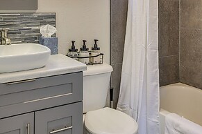 Mtn-view Stevensville Cottage: Hike, Fish, Explore