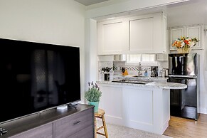 Mtn-view Stevensville Cottage: Hike, Fish, Explore