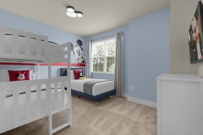 Upstay - Townhouse With Private Pool and Foosball