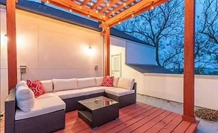 Sophisticated Urban Retreat With Skyline Views 3 Bedroom Home