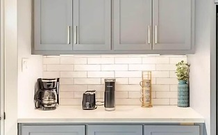 Sophisticated Urban Retreat With Skyline Views 3 Bedroom Home