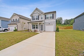 Charming Getaway Perfect For Relaxation 3 Bedroom Home