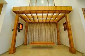 Narayani Revtree - Resort & Villa