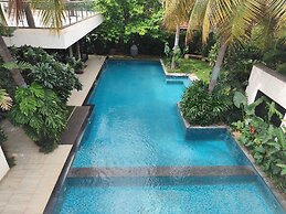 Narayani Revtree - Resort & Villa