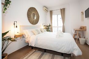 Naim Guest House Nerja