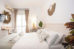 Naim Guest House Nerja