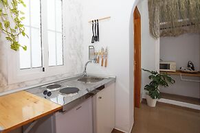 Naim Guest House Nerja