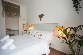Naim Guest House Nerja