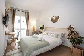 Naim Guest House Nerja